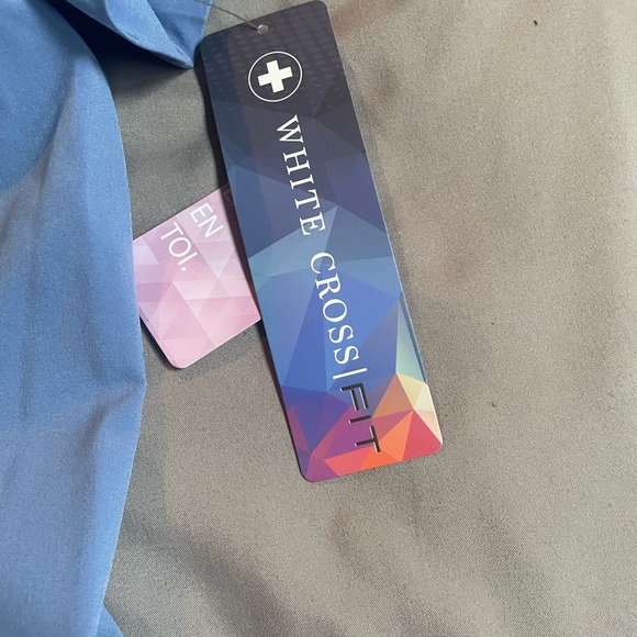 white cross fit top - Picture 2 of 3